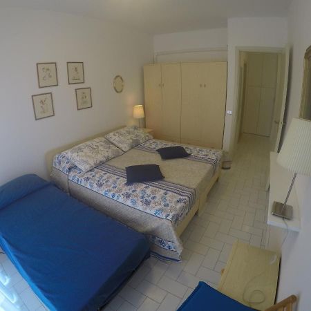 Residence Selenis Bilocale Vista Piscina - Agenzia Cocal Caorle Eksteriør bilde